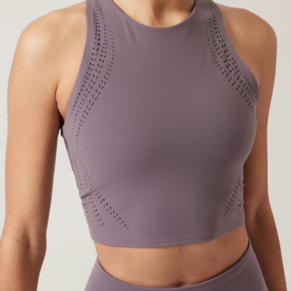 NWT Athleta Conscious Crop